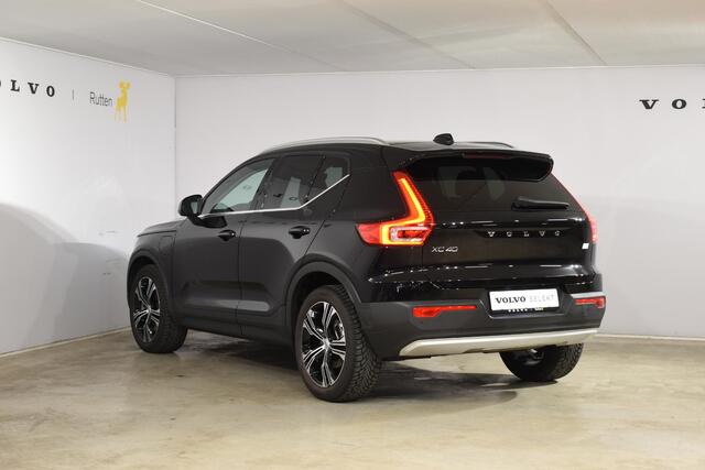 Volvo XC40 T4 211PK Automaat Recharge Inscription / Navigatie / Camera / Parkeersensoren / Adaptieve Cruise Control / Leder / LM Velgen / Trekhaak