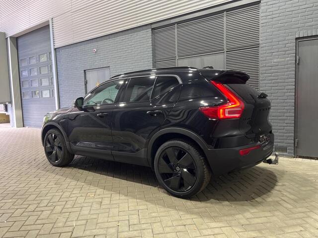 Volvo XC40 B3 Plus Black Edition | ACC | 360° Camera | Trekhaak | BLIS | 20 Inch | harman/kardon