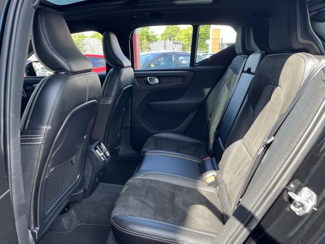 Volvo XC40 2.0 T5 AWD R-Design Intro Edition | Panaramadak | 360 camera | Harman-kardon | Navigatie | Memory seats | Lane assist |