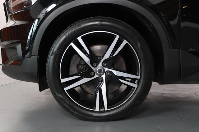Volvo XC40 1.5 T5 Recharge R-Design, Alcantara, Camera, Navigatie, H&K, Blind Spot, Apple Carplay/Android Auto