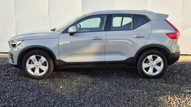 Volvo XC40 1.5 T2 Automaat Binnen 1 week leverbaar - Led-Thorshammer - Winterpakket - 18"LM