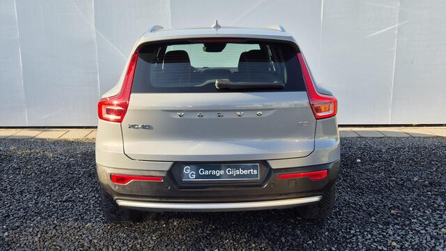Volvo XC40 1.5 T2 Automaat Binnen 1 week leverbaar - Led-Thorshammer - Winterpakket - 18"LM