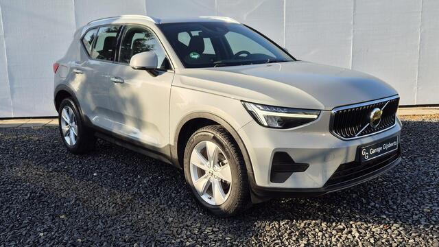 Volvo XC40 1.5 T2 Automaat Binnen 1 week leverbaar - Led-Thorshammer - Winterpakket - 18"LM