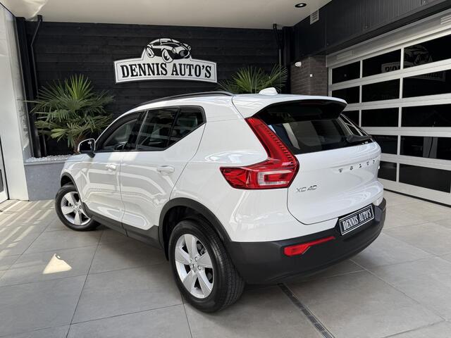 Volvo XC40 1.5 T2 Momentum Core