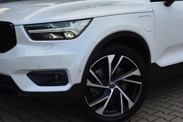 Volvo XC40 1.5 T4 Recharge R-Design | ACC | Pano | Trekhaak |