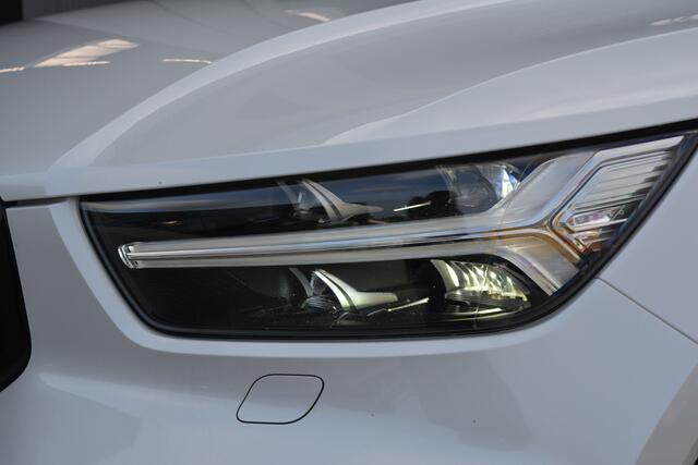 Volvo XC40 1.5 T4 Recharge R-Design | ACC | Pano | Trekhaak |