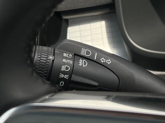 Volvo XC40 2.0 B3 Core | Camera | Climate Pack | Virtual Cockpit