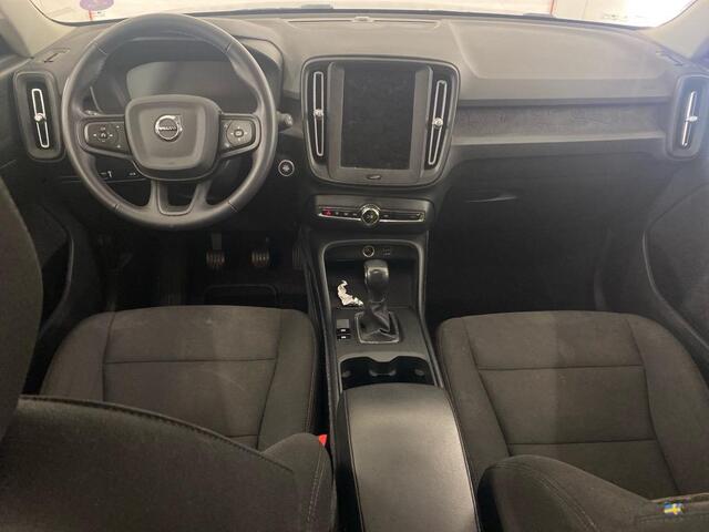 Volvo XC40 1.5 T2 Momentum Core | Navigatie | Smartphone Integratie | LED | Climate Controle | Keyless Start | DAB | Cruise Controle | CarPlay