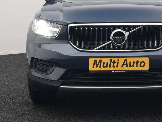 Volvo XC40 T5 Recharge Inscription Plug In Hybrid 261pk Dealer O.H. PHEV | Panodak | Trekhaak af Fabriek | Lederen Sportstoelen Memory | Pilot Assist | Harman Kardon | Adaptive Cruise | Navigatie | Apple Carplay | Camera | DAB | Virtual |