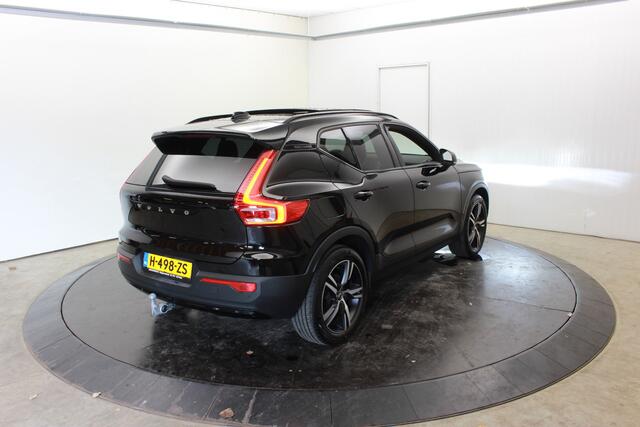 Volvo XC40 1.5 T5 Recharge R-Design Pano Elk Aklep+Trekh Leer 360 Cam Dodeh Herman Kardon