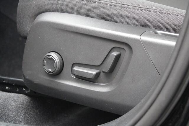 Volvo XC40 1.5 T4 Recharge Inscription Expression - Pano - Memory - Camera - H&K - Navi - Rijklaar