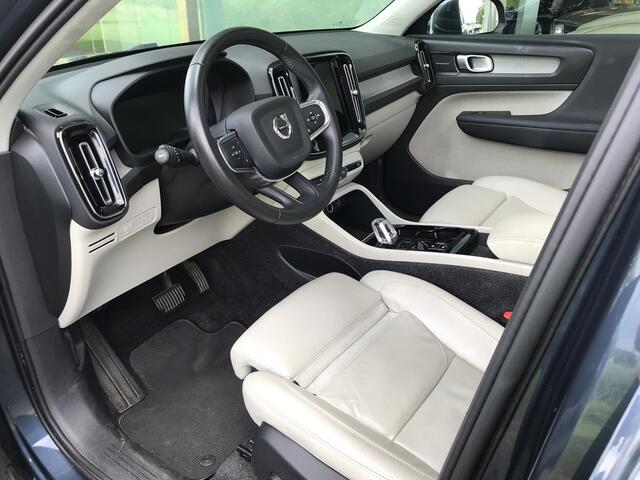 Volvo XC40 1.5 T5 Recharge Inscription | Rijklaar incl 12 mnd Bovag | Panoramadak 360 camera Trekhaak Pilot assist