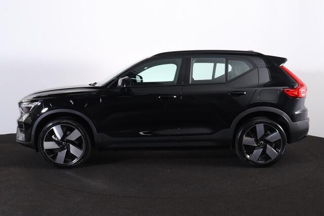 Volvo XC40 Single Motor Extended Range Ultimate 82 kWh Panorama/schuifdak - IntelliSafe Assist & Surround - 360º Camera - Harmon Kardon Audio - Verwarmde voorstoelen, stuur & achterbank - Parkeersensoren voor & achter - Elektr. bedienb. voorstoelen met geheugen link