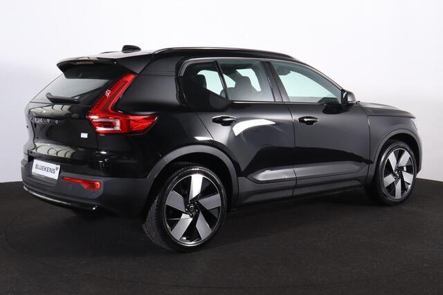 Volvo XC40 Single Motor Extended Range Ultimate 82 kWh Panorama/schuifdak - IntelliSafe Assist & Surround - 360º Camera - Harmon Kardon Audio - Verwarmde voorstoelen, stuur & achterbank - Parkeersensoren voor & achter - Elektr. bedienb. voorstoelen met geheugen link