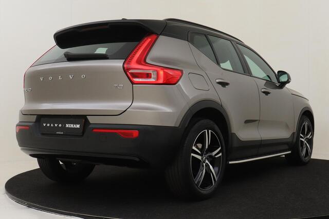 Volvo XC40 T2 AUT. R-DESIGN -ADAP.CRUISE|CAMERA|19"|VERW.VOORRUIT|INDUC.CHARGE