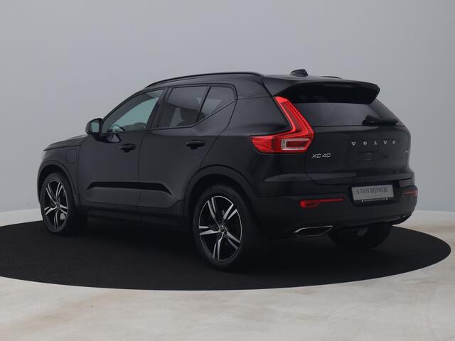 Volvo XC40 1.5 T5 Twin Engine R-Design | CAMERA | H&K | TREKHAAK