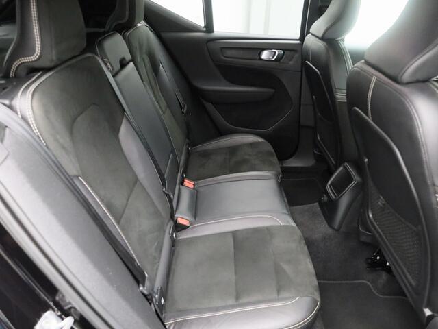 Volvo XC40 1.5 T5 Twin Engine R-Design | CAMERA | H&K | TREKHAAK