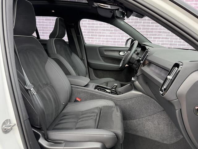 Volvo XC40 Recharge Twin Ultimate 82 kWh | 1800KG trekgewicht | 408PK | Trekhaak | Panorama Schuifdak | 360° Camera | Nubuck | Standkachel | Harman/Kardon | VOL