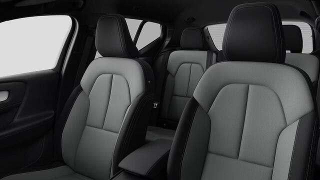 Volvo XC40 2.0 B3 Business Edition | Verwacht Sept. 2025 | Stoel/Stuurwielverwarming | Adaptieve Cruise Control met Pilot Assist | Dodehoekwaarschuwing | Harman Kardon Premium Audio | Extra Getint Glas |
