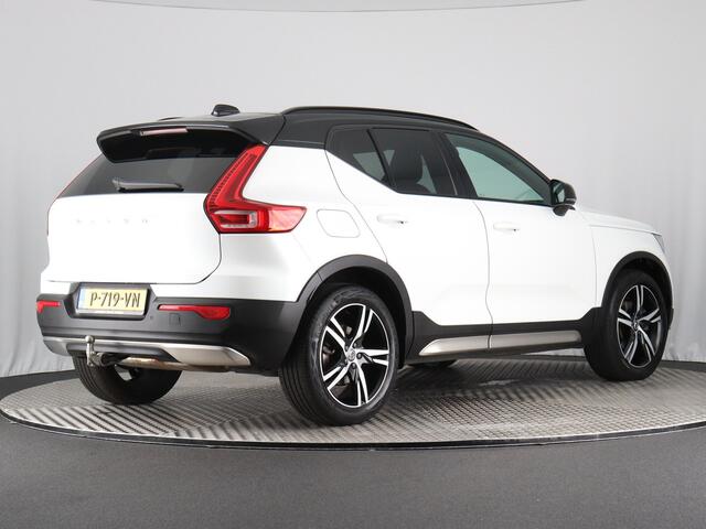 Volvo XC40 2.0 B4 Inscription (Elek. Trekhaak / H&K / Camera / Elek. Klep / Stoel-Stuurverw.)