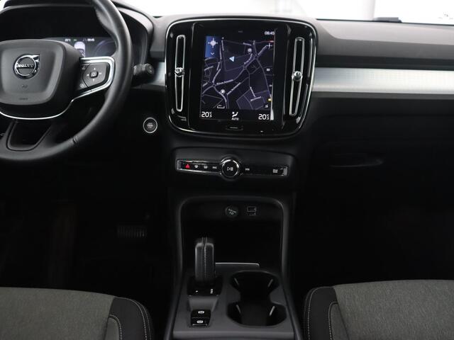 Volvo XC40 1.5 T4 Recharge Inscription Expression | Camera | Carplay | Navigatie | Keyless | Full LED | Climate control | Verwarmde voorruit | Cruise control | PHEV