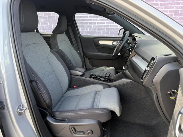 Volvo XC40 2.0 B3 Plus Dark | Full LED | Harman/Kardon | Stoel + Stuur verwarming | Memory | Keyless entry | Navigatie | Google | elektrische achterklep | Camera |