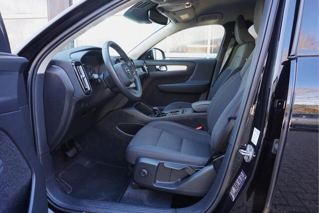 Volvo XC40 1.5 T3 Momentum Business