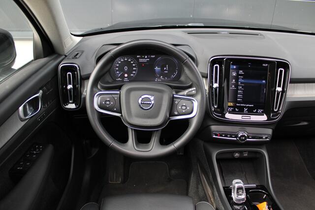 Volvo XC40 1.5 T5 Recharge Inscription - 360 camera - H&K - Memory - Pano - Trekhaak - Leder - Stoel/Stuurverwarming - BLIS - Rijklaar