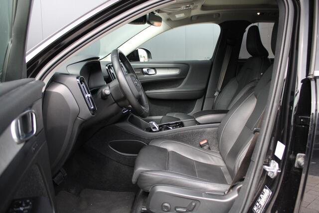 Volvo XC40 1.5 T5 Recharge Inscription - 360 camera - H&K - Memory - Pano - Trekhaak - Leder - Stoel/Stuurverwarming - BLIS - Rijklaar