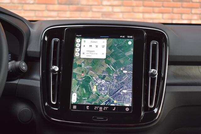 Volvo XC40 Extended Range 252PK Plus 82 kWh | Trekhaak | Luxe interieur |