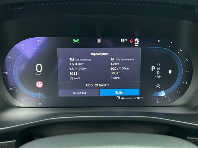 Volvo XC40 2.0 B4 Plus Black Edition
