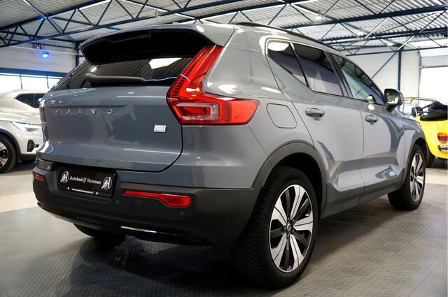 Volvo XC40 1.5 T5 Plug-in Hybrid 193kW/262pk DCT7 Ultimate FACELIFT! PANORAMADAK + HARMAN/KARDON + ADAPT.CRUISE + PILOT ASSIST + NAVI SENSUS + BLIS + LANE ASSIST + EL.STOELEN + STOEL-&STUURVERWARMING + 360 CAMERA + KEYLESS + PARKSENSOREN V&A + 19" LM-VELGEN!!