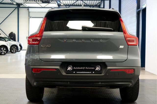Volvo XC40 1.5 T5 Plug-in Hybrid 193kW/262pk DCT7 Ultimate FACELIFT! PANORAMADAK + HARMAN/KARDON + ADAPT.CRUISE + PILOT ASSIST + NAVI SENSUS + BLIS + LANE ASSIST + EL.STOELEN + STOEL-&STUURVERWARMING + 360 CAMERA + KEYLESS + PARKSENSOREN V&A + 19" LM-VELGEN!!