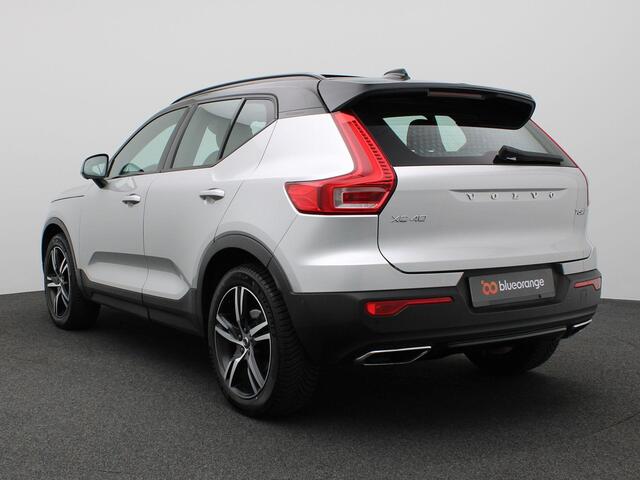 Volvo XC40 2.0 T5 AWD R-Design 248PK Aut8 Pano-Schuifdak, Adaptieve Cruise Controle, Keyless, Stoelverwarming, Memorystoel, Elektr. Achterklep, 360gr. Camera, Trekhaak, 18" LM Velgen