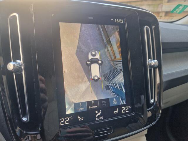 Volvo XC40 1.5 T5 Recharge Inscription Panoramadak | 360 Cam | Harman Kardon | LOUNGE Pack