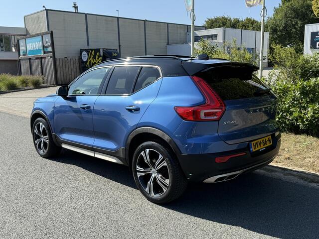 Volvo XC40 1.5 T3 R-Design 163PK AutomaatoPanooTrekhaak
