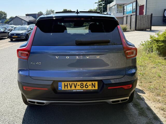 Volvo XC40 1.5 T3 R-Design 163PK AutomaatoPanooTrekhaak