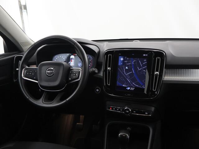 Volvo XC40 1.5 T3 Momentum | Navigatie | Digitaal Dashboard | Camera | Climate Control | Apple CarPlay/Android Auto | Rijhulp Systeem | LED | Keyless-Start | Lichtmetalen velgen |