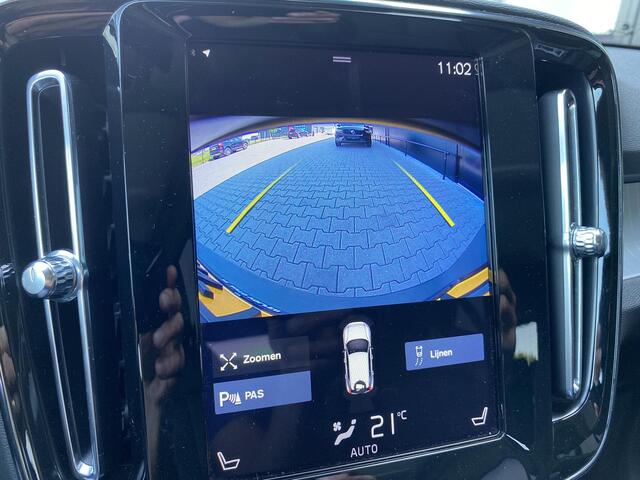 Volvo XC40 2.0 T4 Momentum Pano|leder|CAM|LED