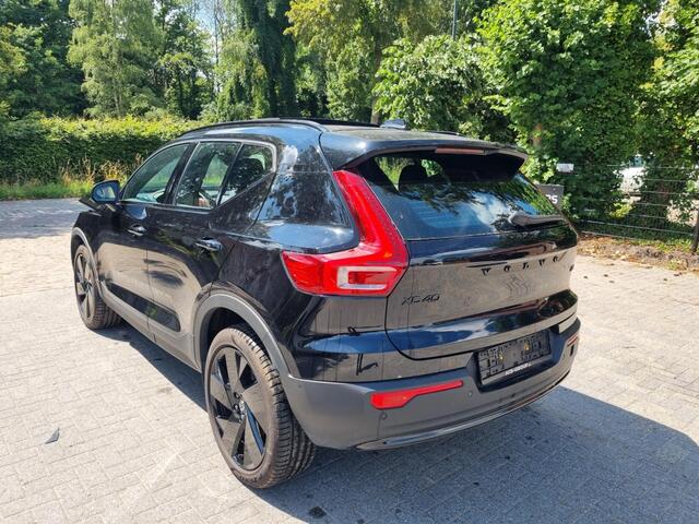 Volvo XC40 2.0 B3 Ult. Dark
