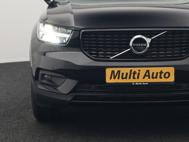 Volvo XC40 T5 Recharge R-Design Plug In Hybrid 262pk Dealer O.H PHEV | Trekhaak Af Fabriek | Panodak | 360 Camera | Apple Carplay | Alcantara Sportstoelen Verwarmd | Park Assist | Stuurverwarming | Navigatie | Virtual | DAB |