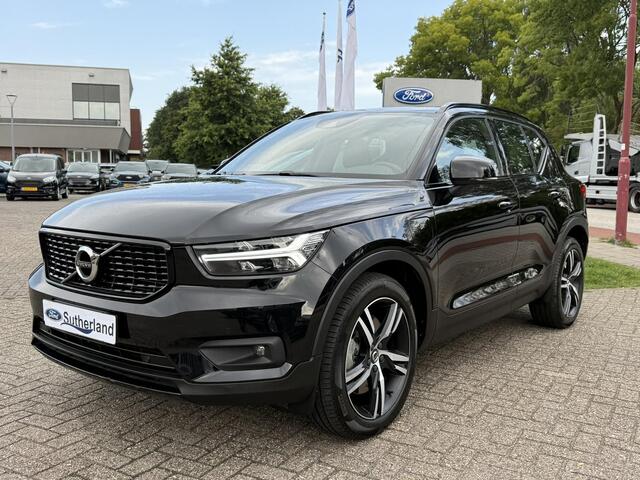Volvo XC40 1.5 T4 Recharge R-Design 210pk | Parking pack| Draadloos opladen | PHEV | 1.800kg Trekgewicht