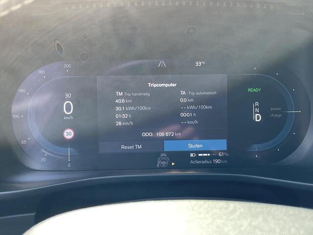 Volvo XC40 Recharge AWD R-Design | Trekhaak | Schuif kanteldak | Premium audio by Harman en Kardon | Electrisch bedienbare voorstoelen| Rondomzicht Camera | Adaptieve Cruise Control | Blind Spot.