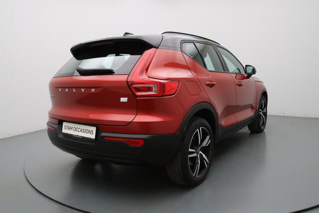 Volvo XC40 T5 180pk Recharge R-Design Automaat Harman Kardon | Camera | Adapt. Cruise | Stoel-/stuur-/voorruitverw.