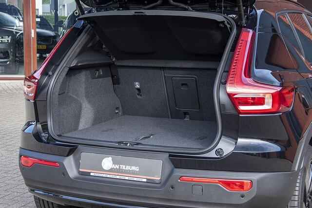 Volvo XC40 2.0 B3 ULTRA BLACK EDITION