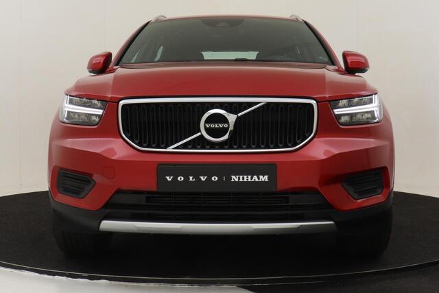 Volvo XC40 T2 AUT. MOMENTUM BUSINESS -CAMERA|CARPLAY|18"|KEYLESS|TREKHAAK|ADAP.CRUISE
