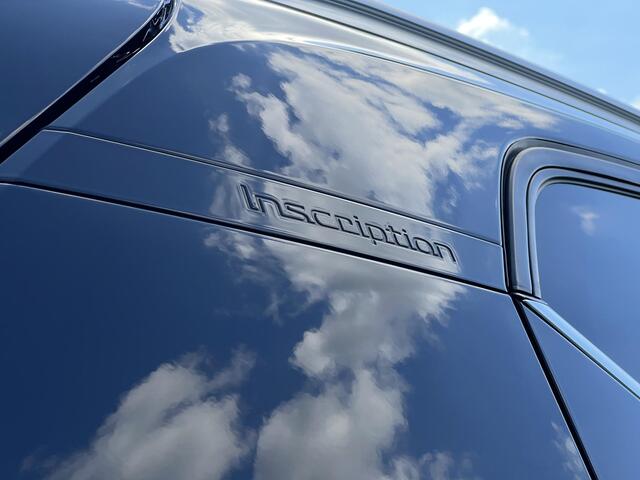 Volvo XC40 1.5 T5 Twin Engine Inscription / Pano. dak / Elek. verstelbare stoelen / Camera achter / Adaptive cruise / Leder / Stoelen verwarmd / BLIS / Parkeerhulp / Carplay /