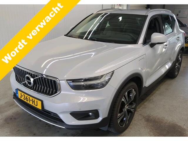 Volvo XC40 1.5 T5 262 pk Recharge Business Pro Navigatie Trekhaak Camera Carplay Bliss Pilot Assist 19 Inch Velgen DAB Sportstoel Keyless NL Auto 1e Eigenaar Plug-in Hybride
