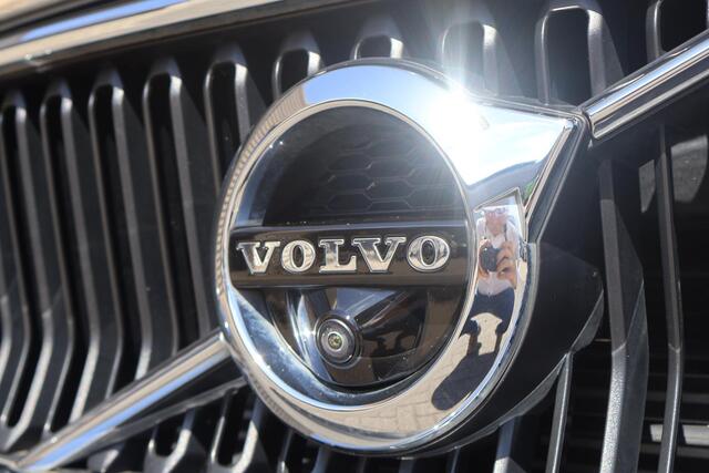 Volvo XC40 T5 Twin Engine Momentum Pro | Scandinavian- | Intellisafe Pro- | Winter Line | All season banden