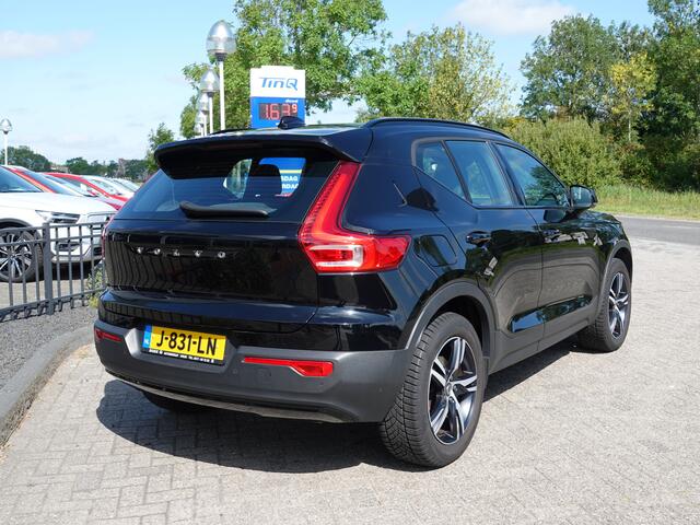 Volvo XC40 2.0 B4 MHEV 200PK R-Design H-LEER | PILOT + ACC | BLIS + CTA | CAMERA